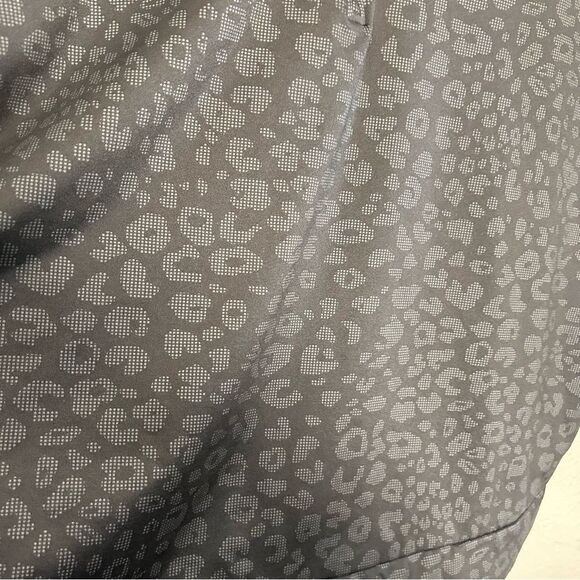 Avia Women's Fleece Lined Quarter Zip Pullover Leopard Print Size XXL (20) - Picture 6 of 12